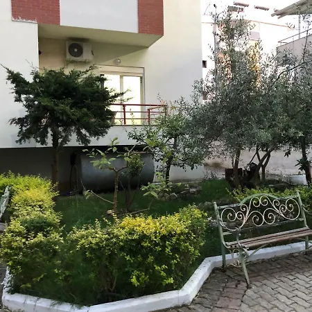 Apartment Seaside N 2 *
